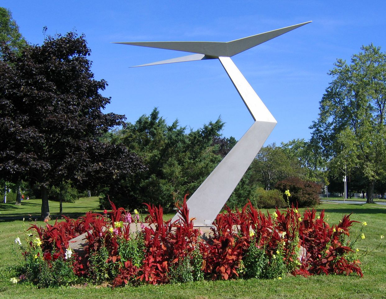 Sculpture in Saunders Park