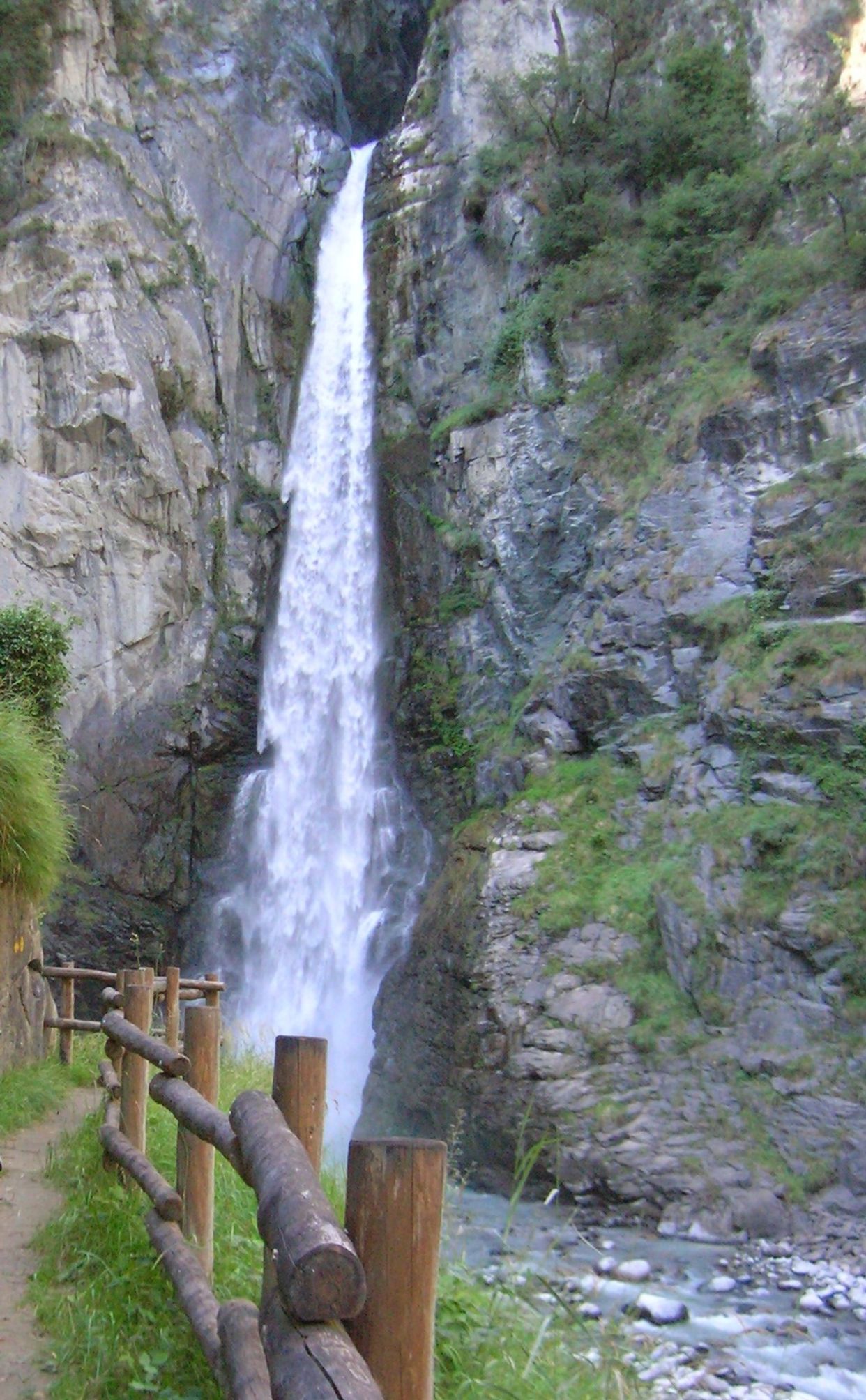 Cascata di Isollaz