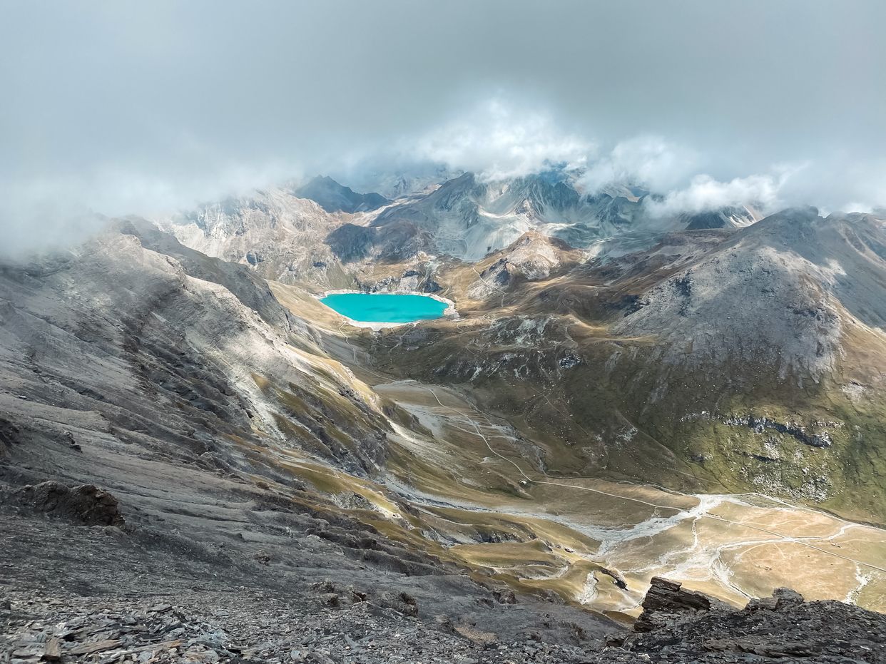 Lac de la Sassière Viewpoint