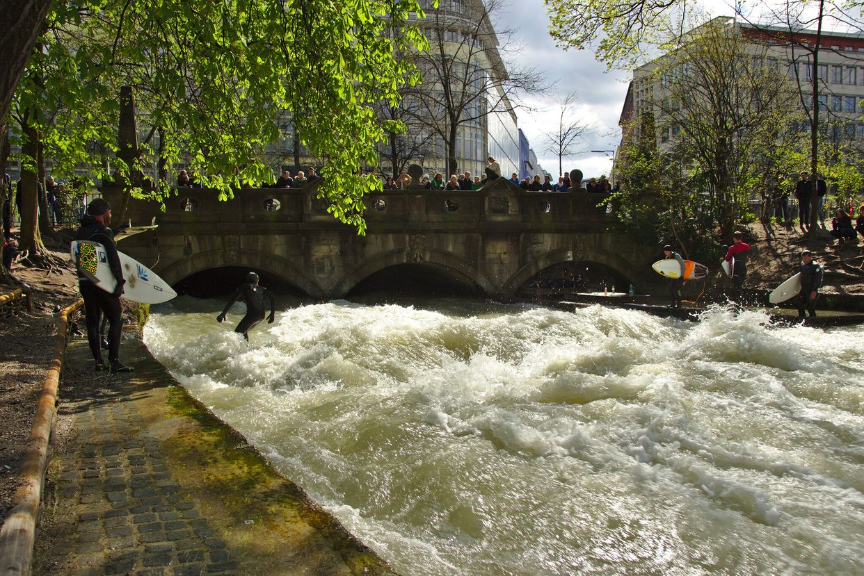 Eisbachwelle