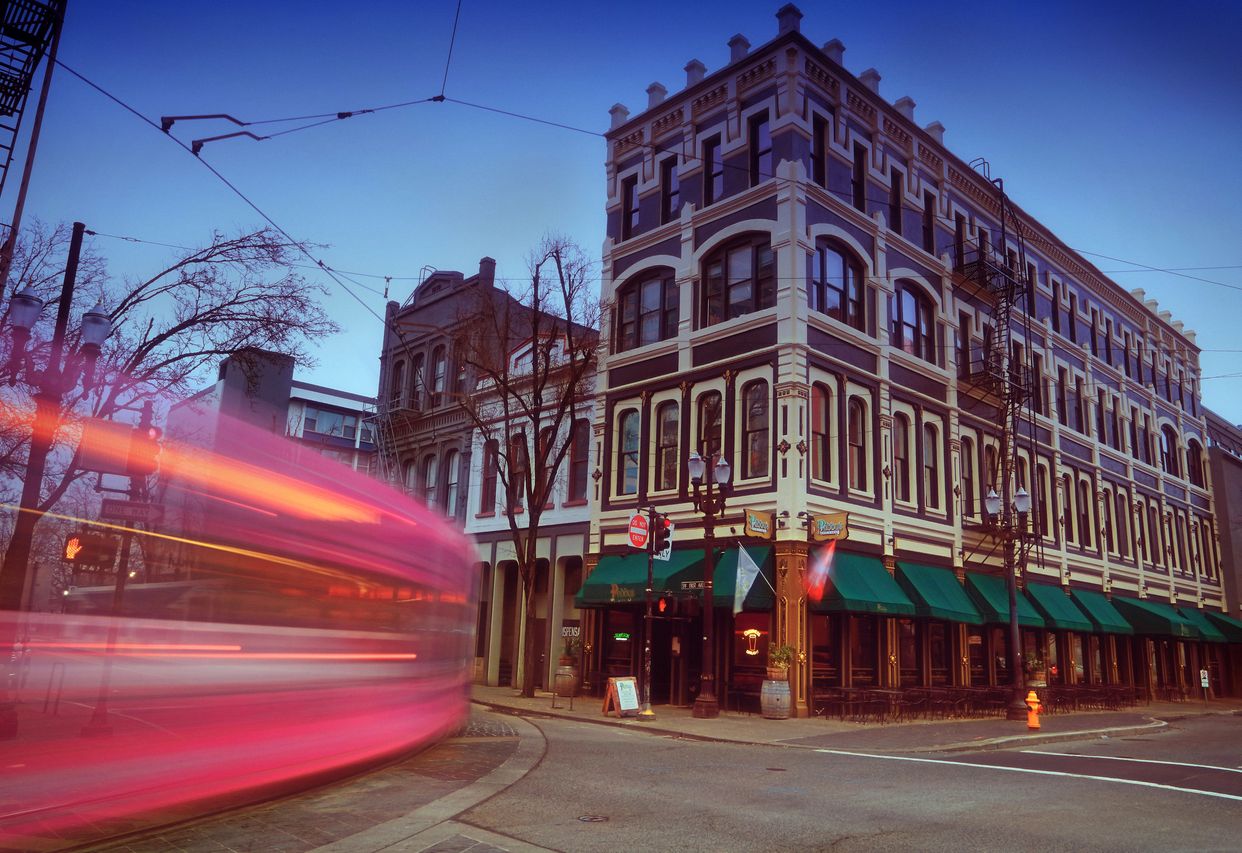Southwest First Avenue Architecture