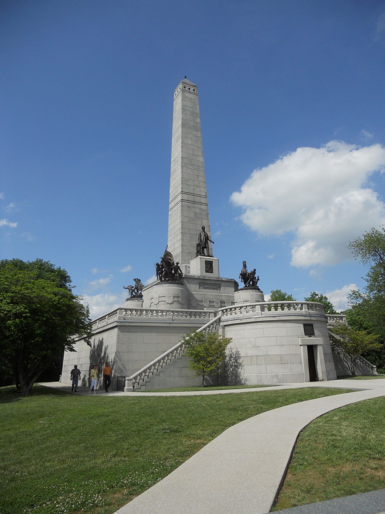 President Abraham Lincoln's tomb