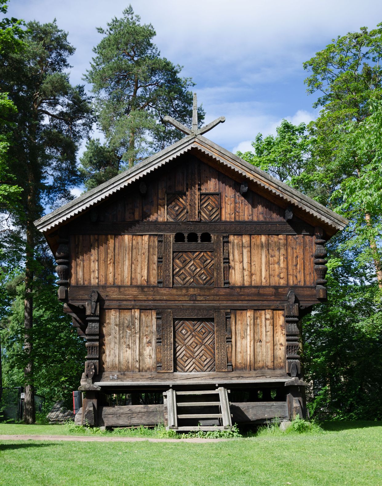 'Loft' storehouse