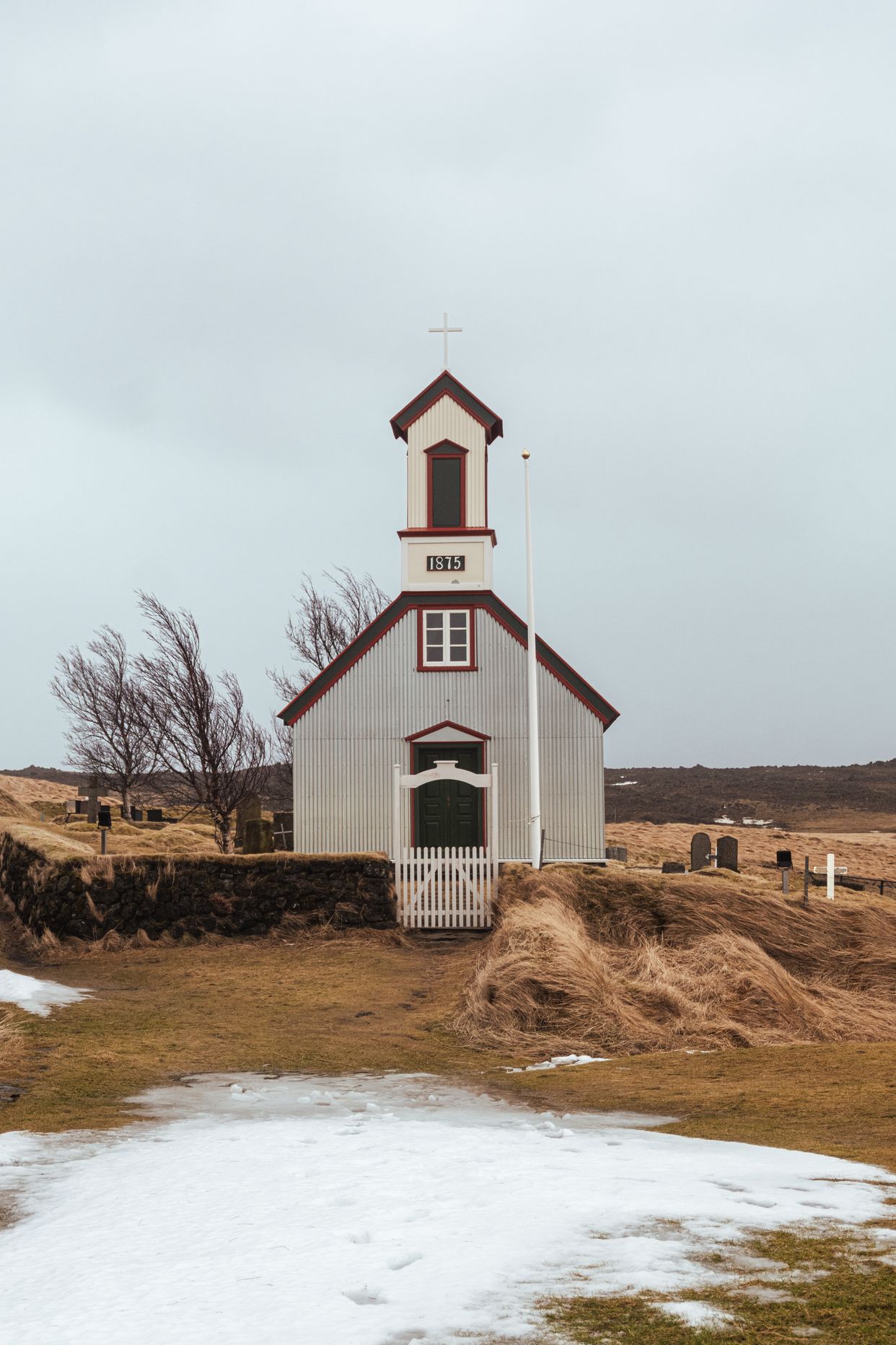 Keldur Church and Turf Houses