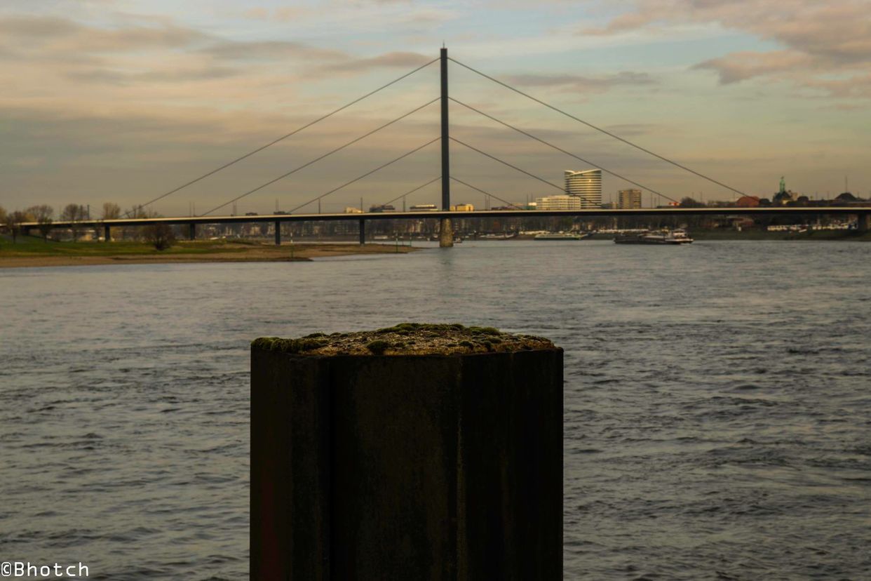 View of Oberkasseler Brücke