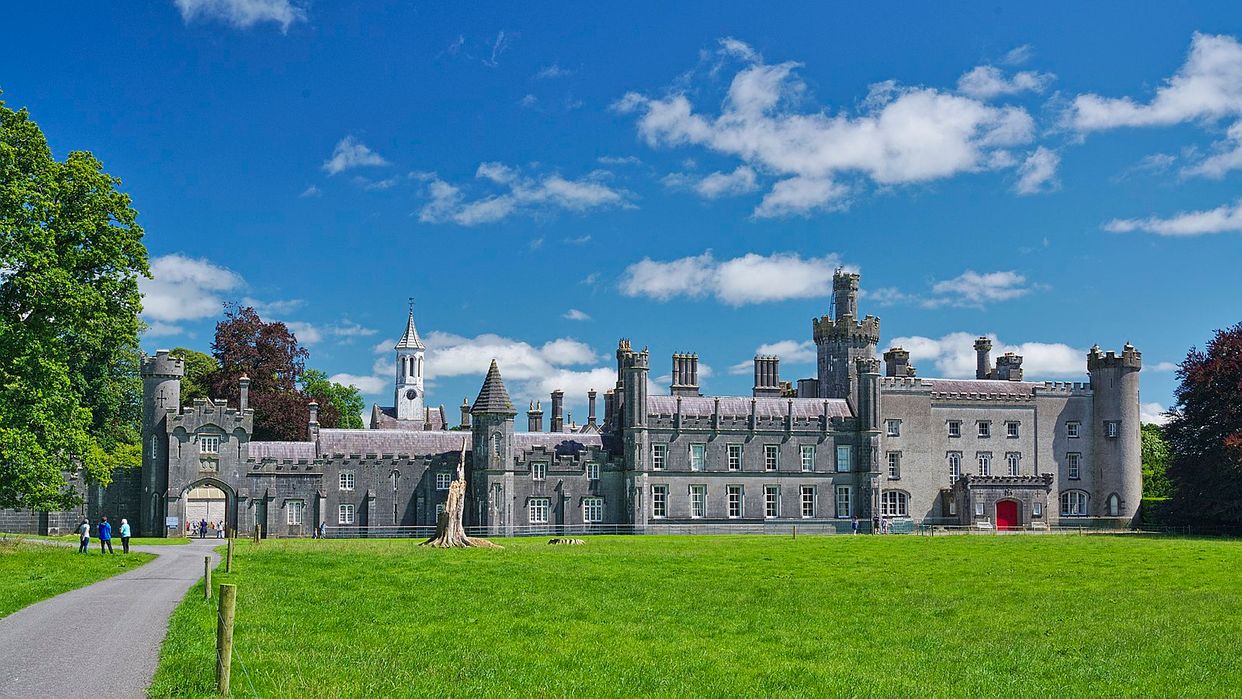  Tullynally Castle