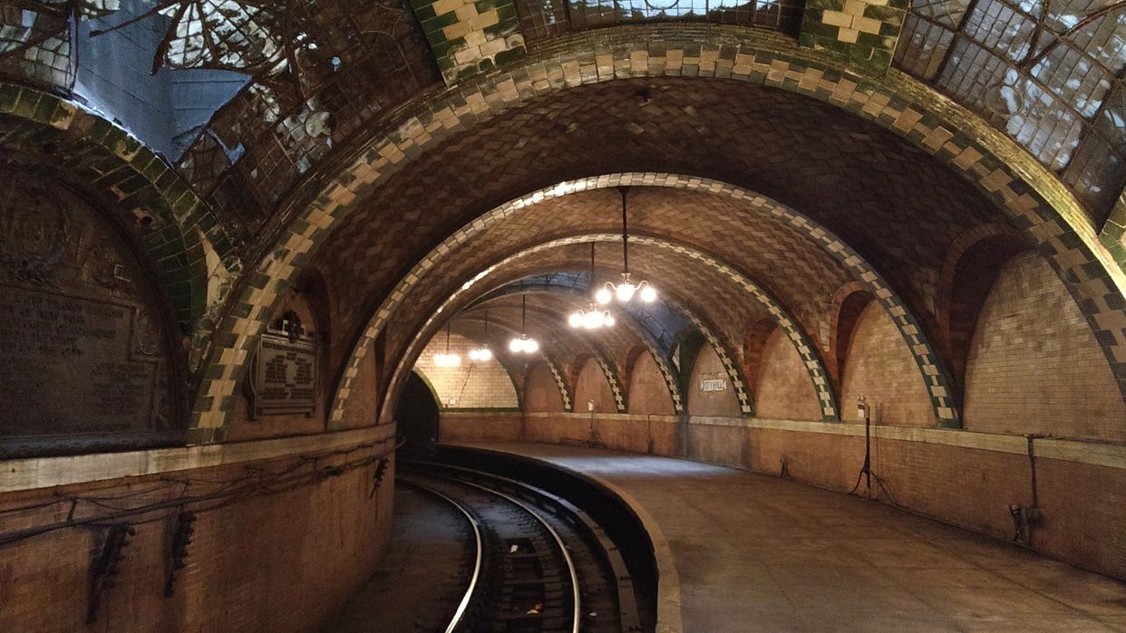Old City Hall Station