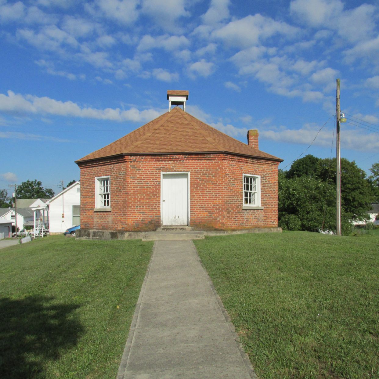 Octagonal Schoolhouse 