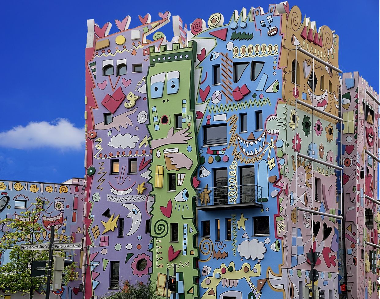 Happy Rizzi House