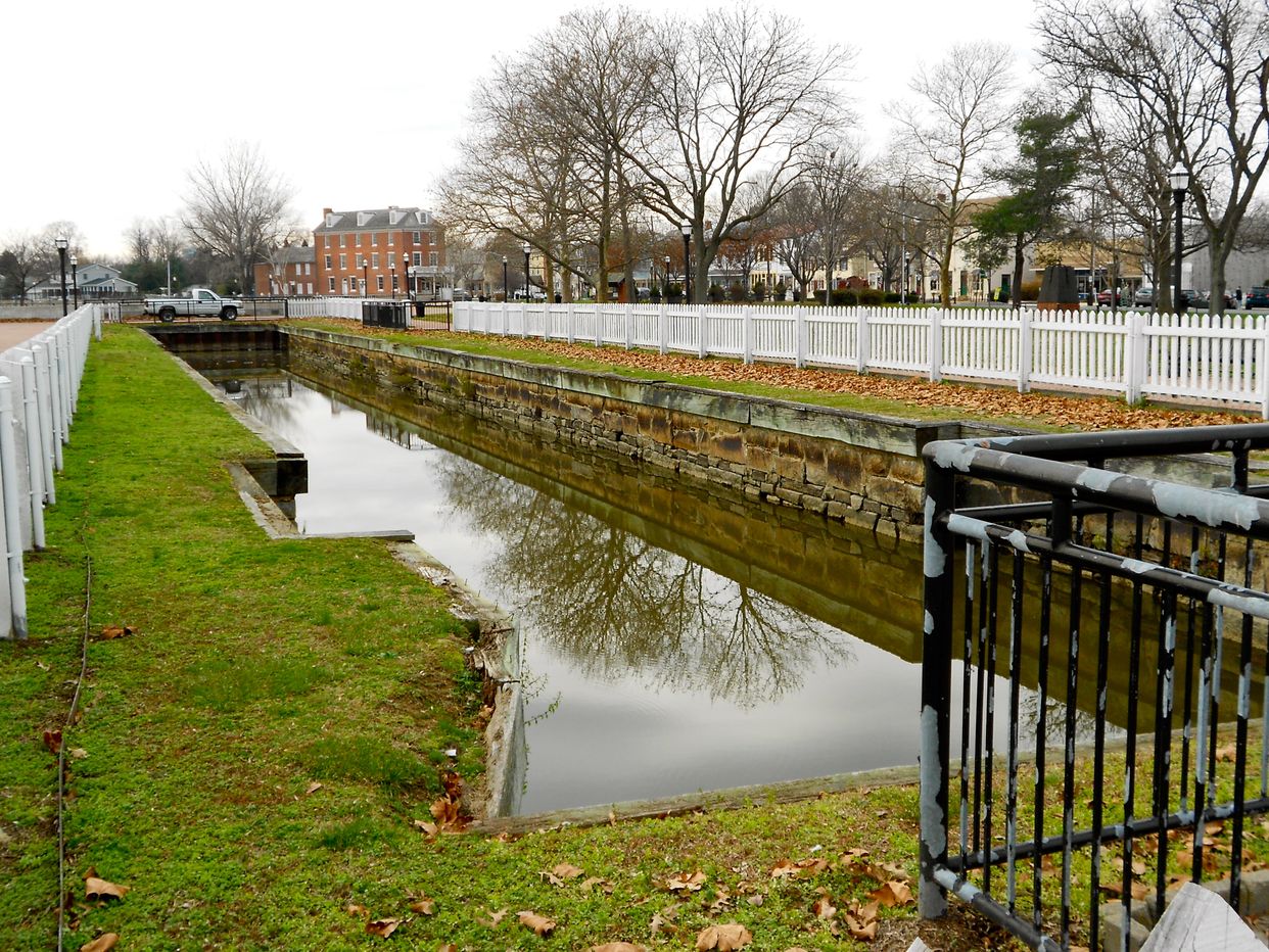 Eastern Lock