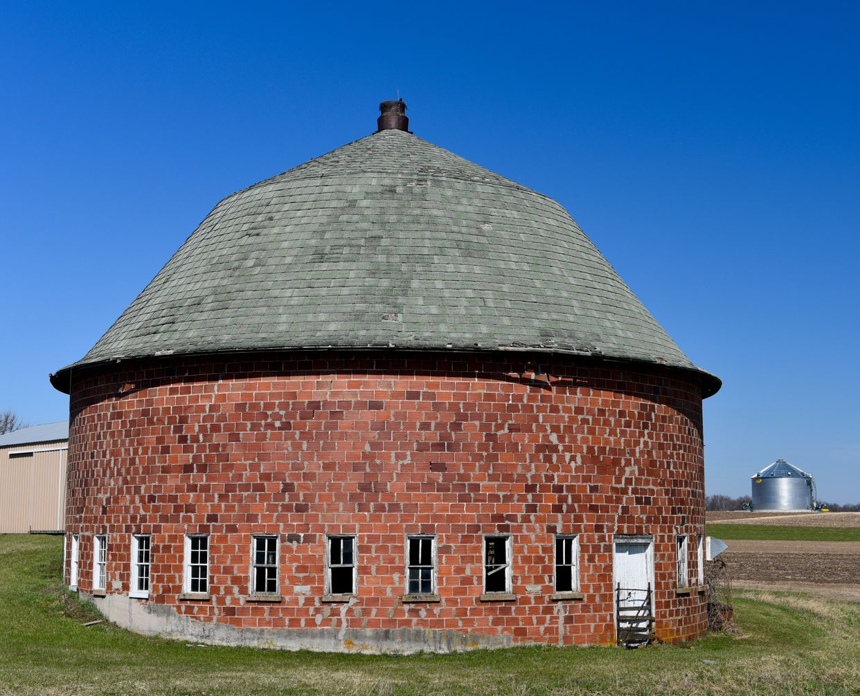 Cunnginham Round Barn