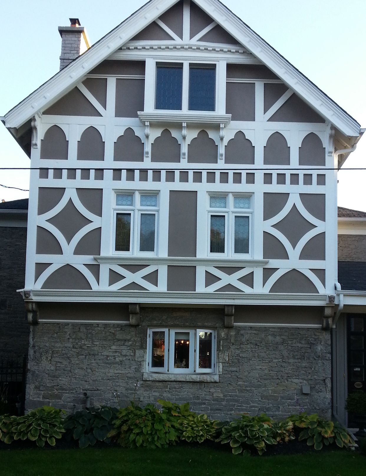 Smithtown Hill House