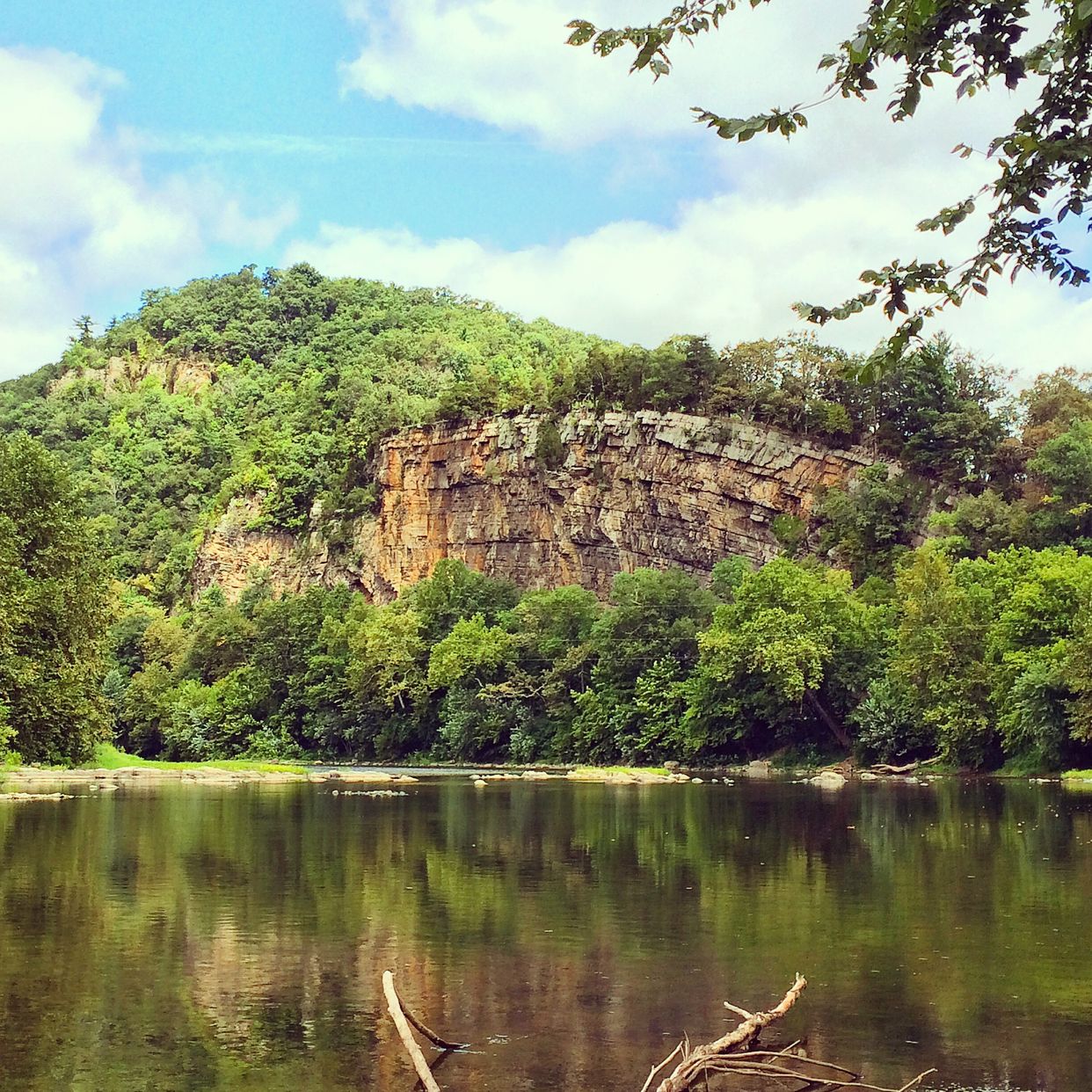 Hanging Rocks