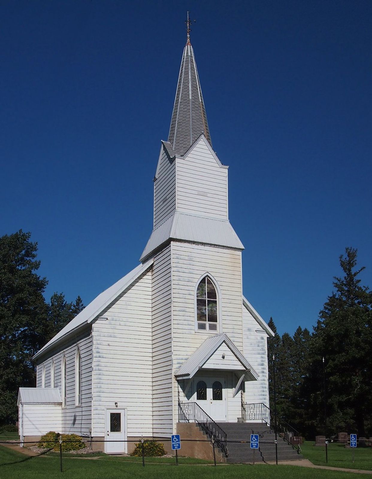 West Lake Johanna Lutheran Church