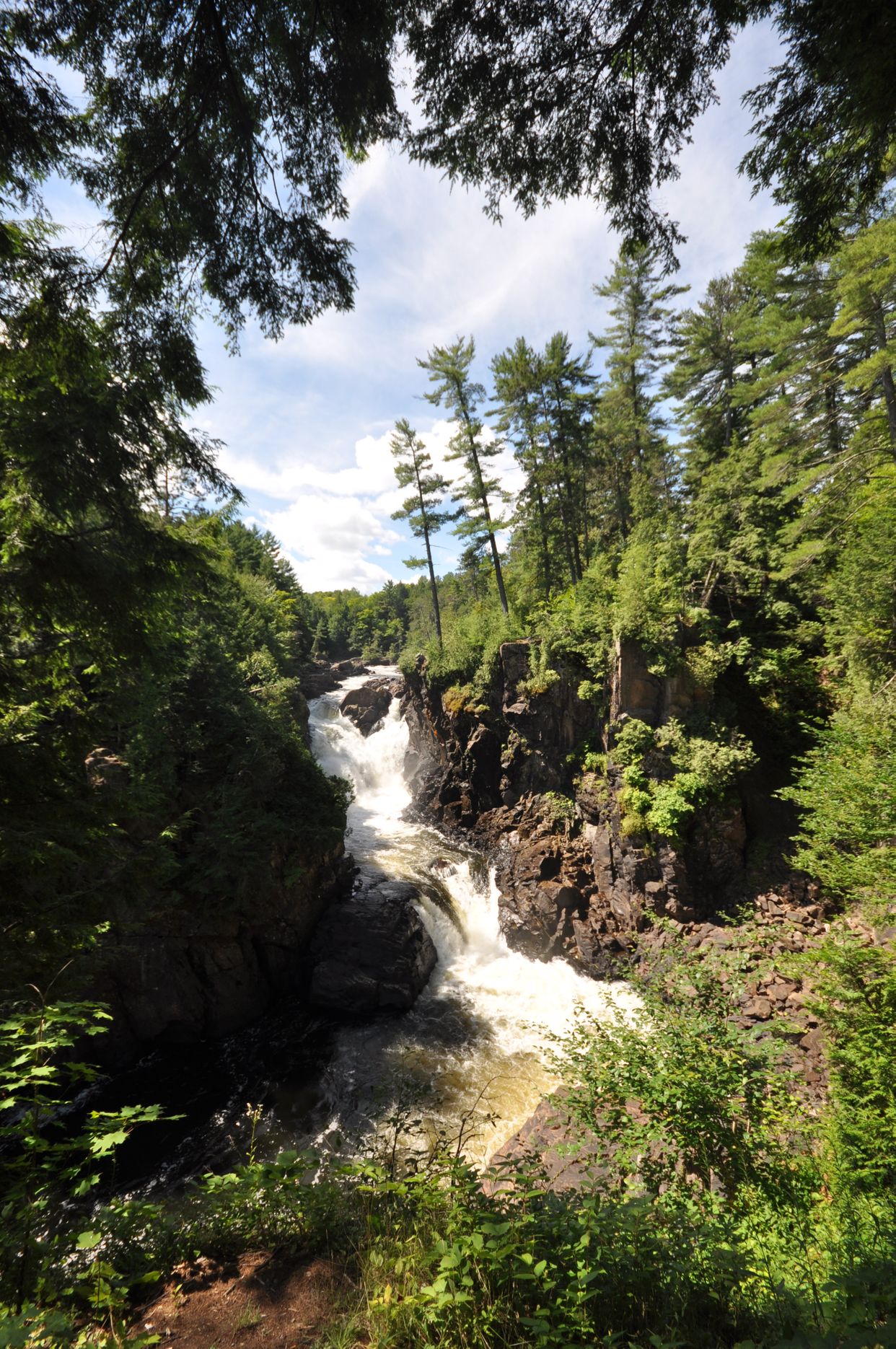 Dorwin Waterfall