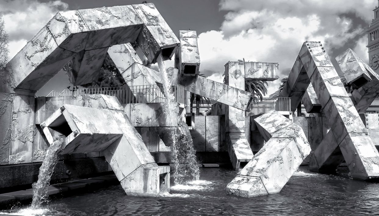 Vaillancourt Fountain