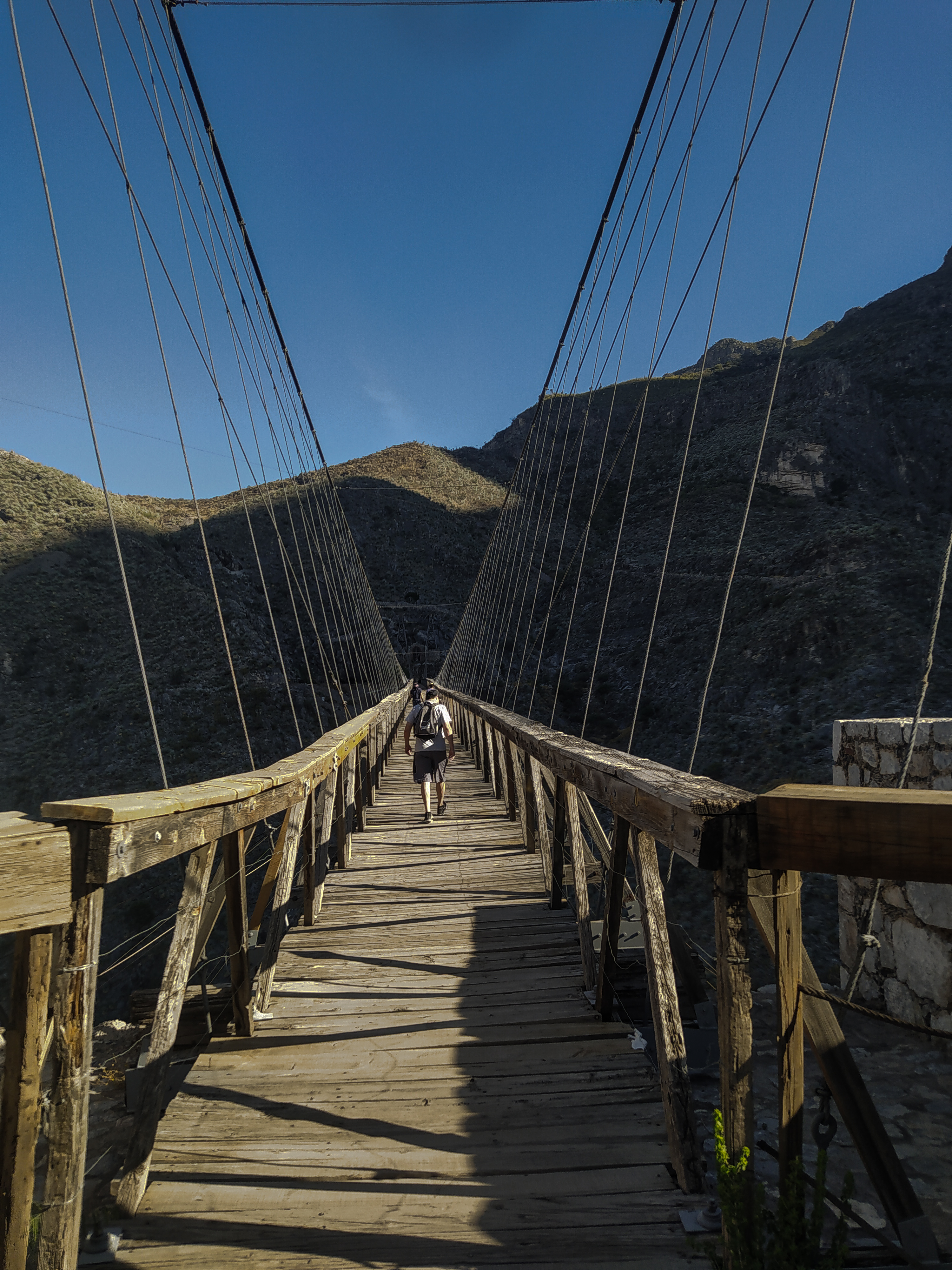 Puente de Ojuela Bridge — Photo by @andres_perez_rios