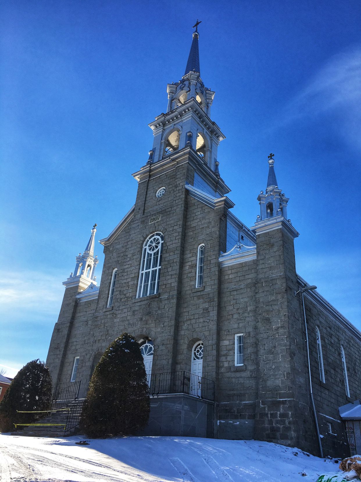 Saint-Pierre de La Patrie
