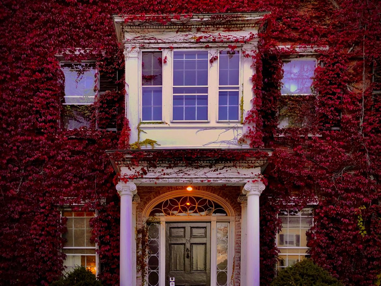 Salem Architecture