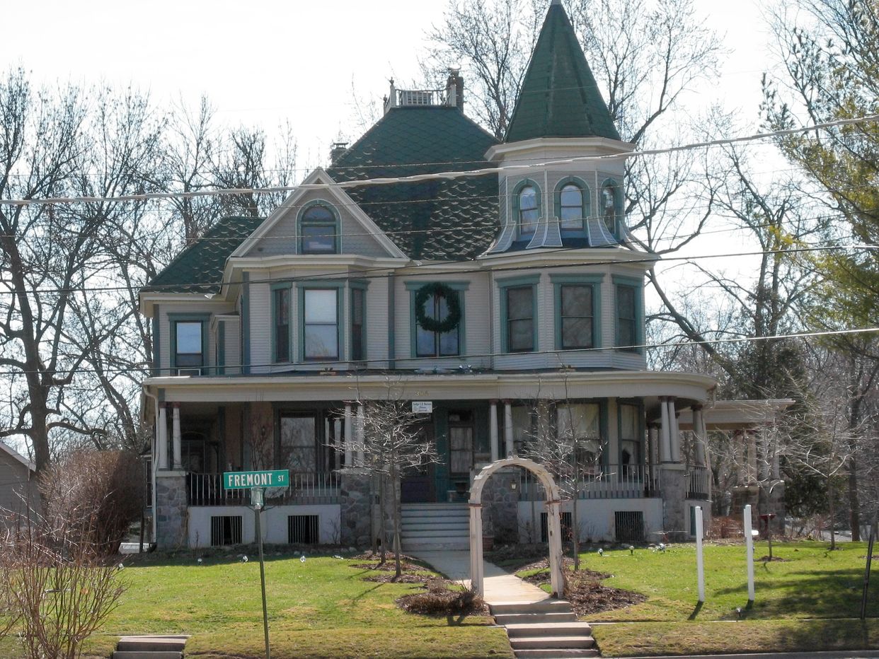 Groundhog day movie 1992 location 