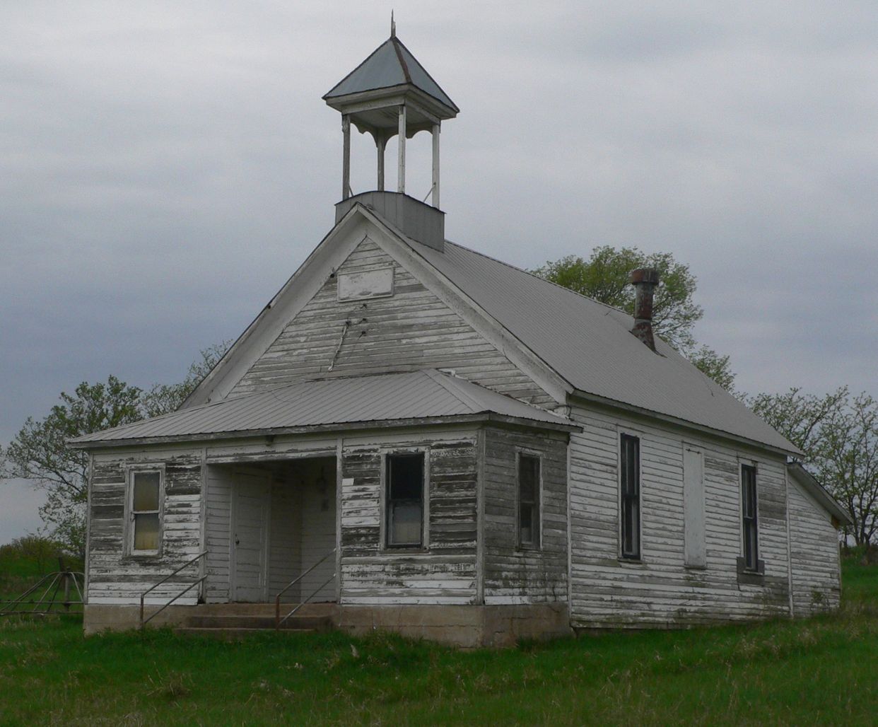 Lowe Center District 115 school