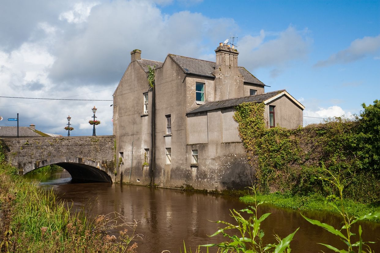 Graiguecullen Bridge House