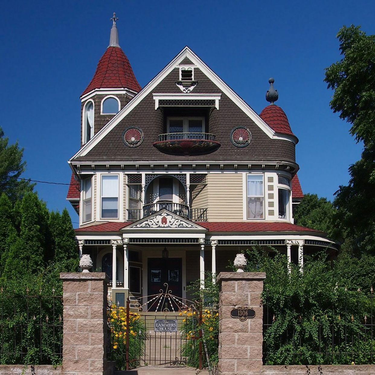  Albert Lammers House
