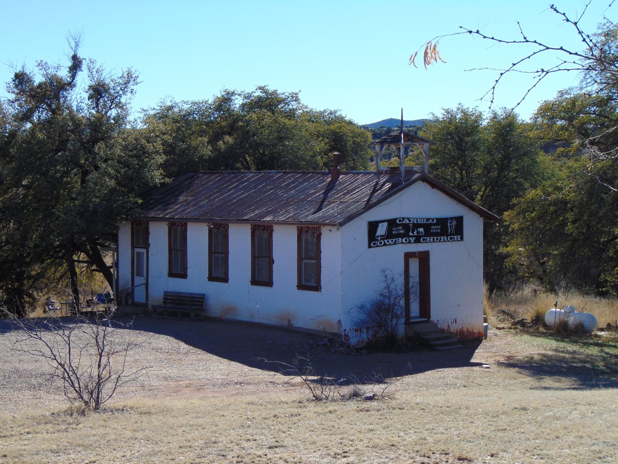 Former Canelo School