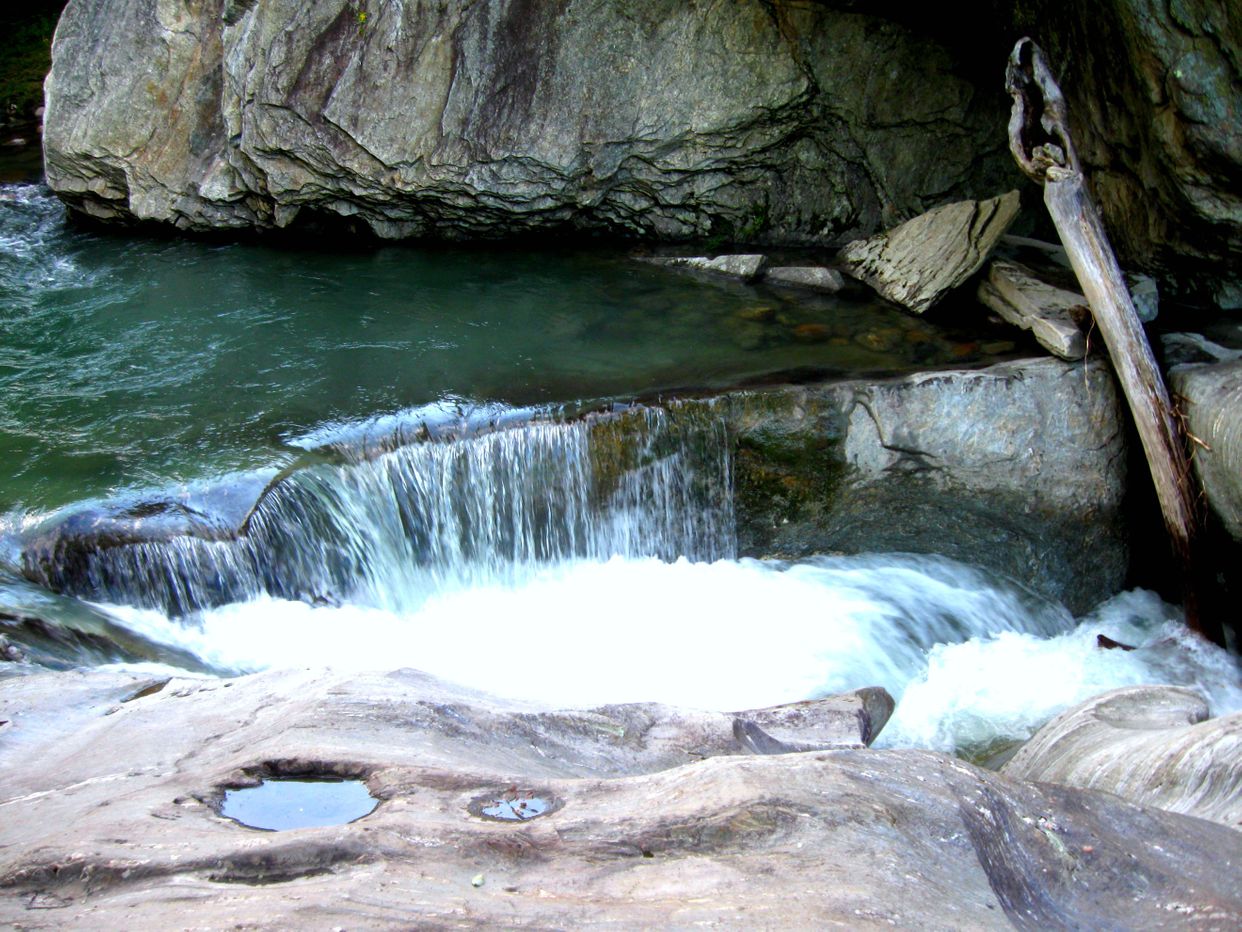 Warren Falls