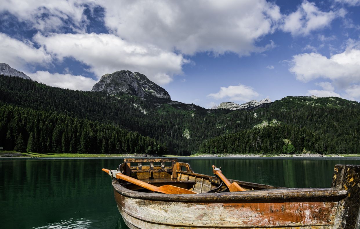 Crno Jezero