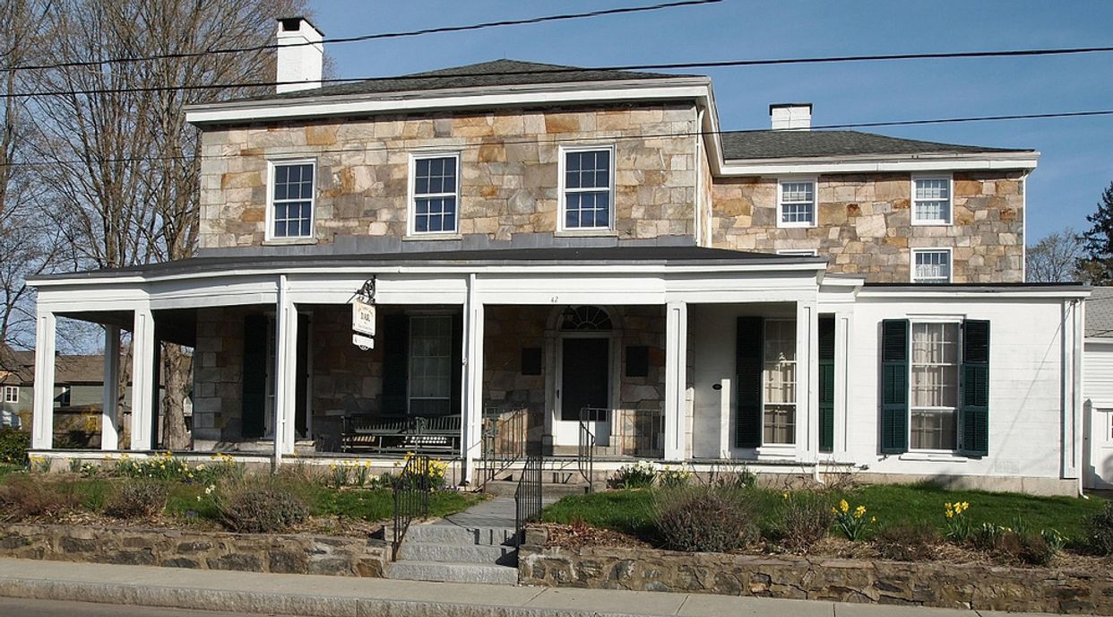  Perkins-Rockwell House 
