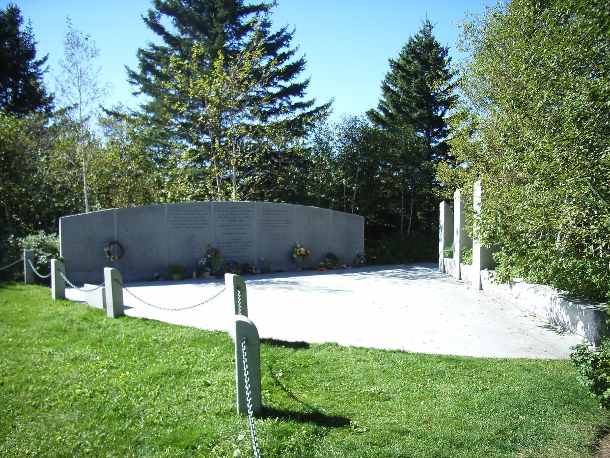 Swiss Air Flight 111 Memorial - Photo by Torsten Henning