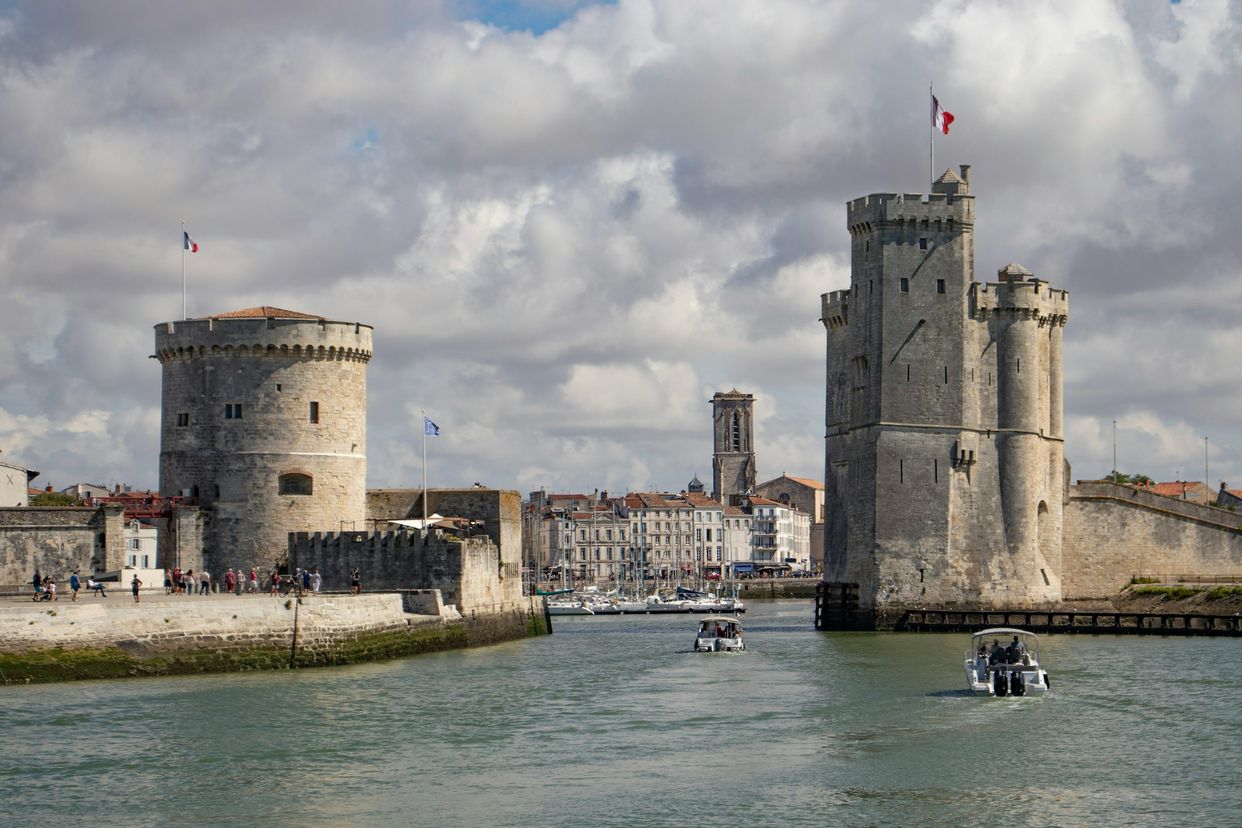 Tour de la Chaîne and Tour Saint-Nicolas