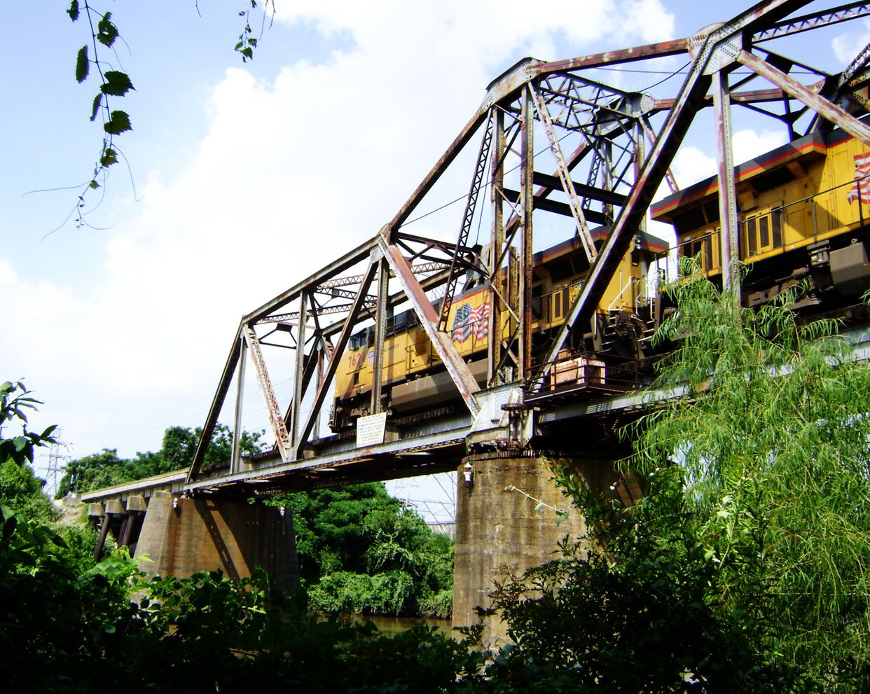  Buffalo Bayou Rail Bridge