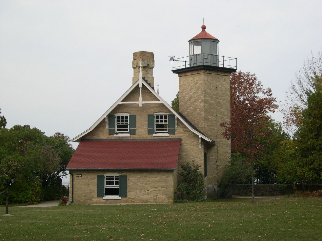 Eagle Bluff lighthouse