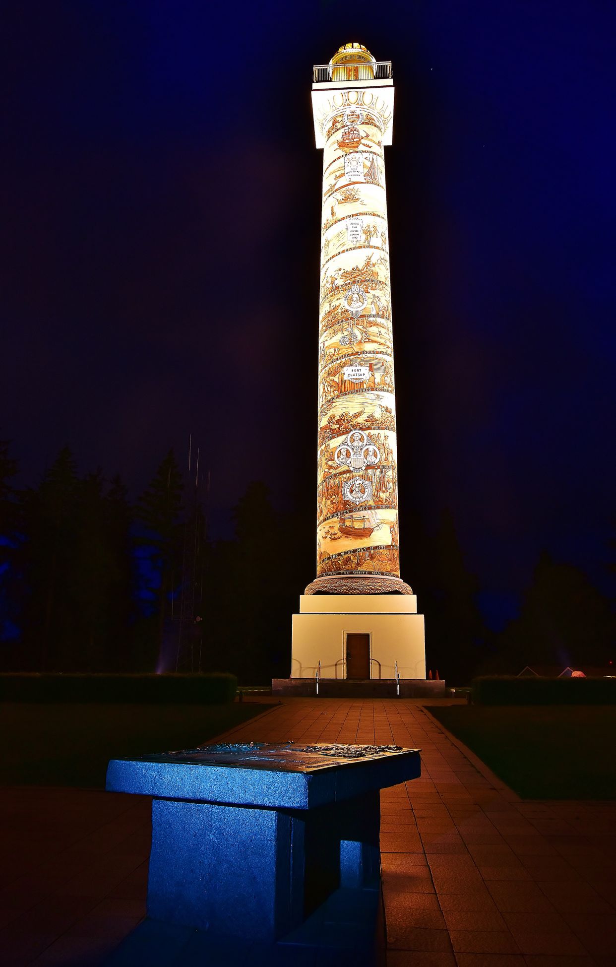  Astoria Column