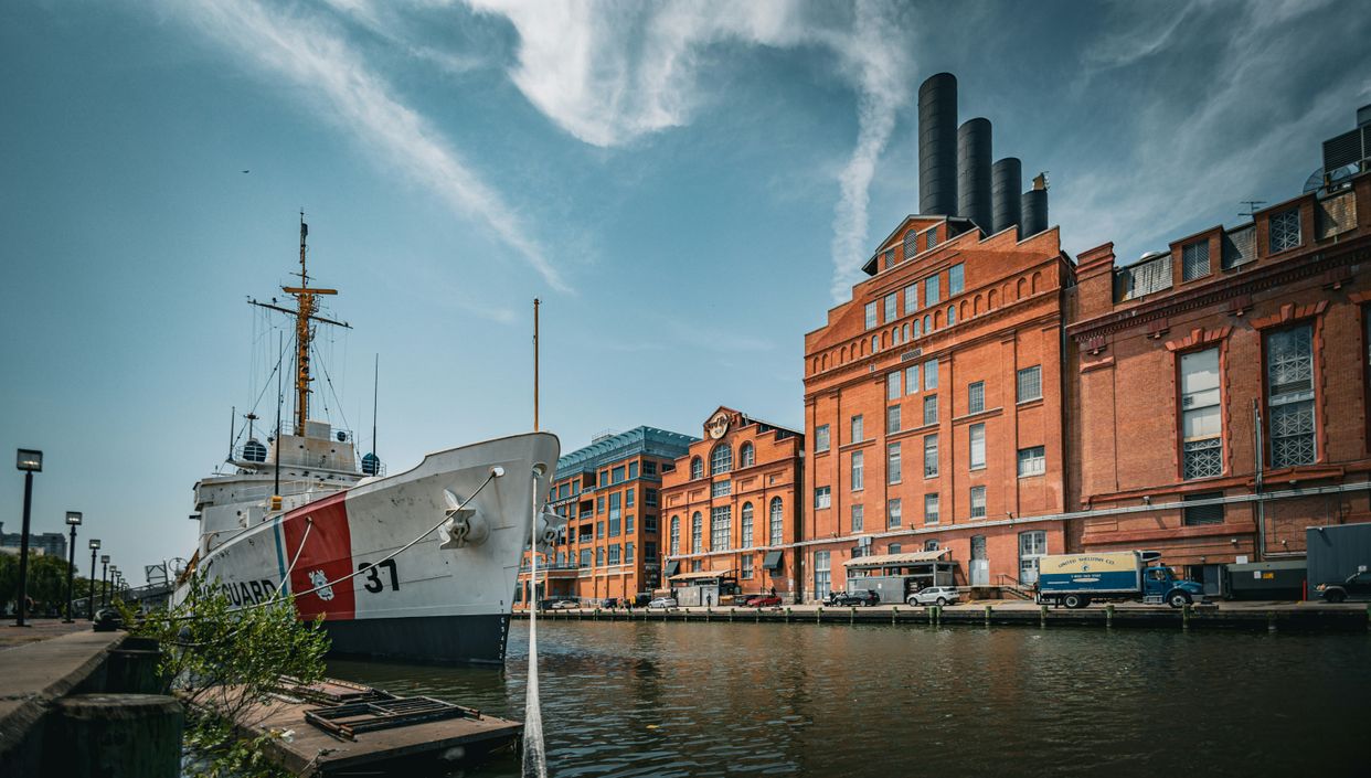 Pratt Street Power Plant