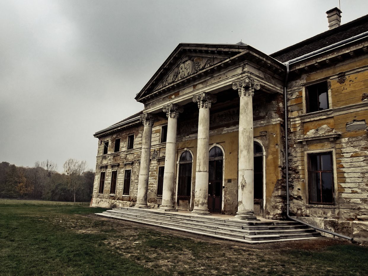 Cziráky-kastély