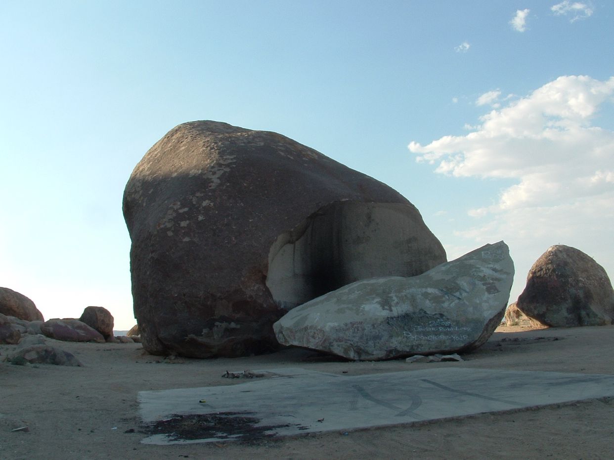 The Giant Rock