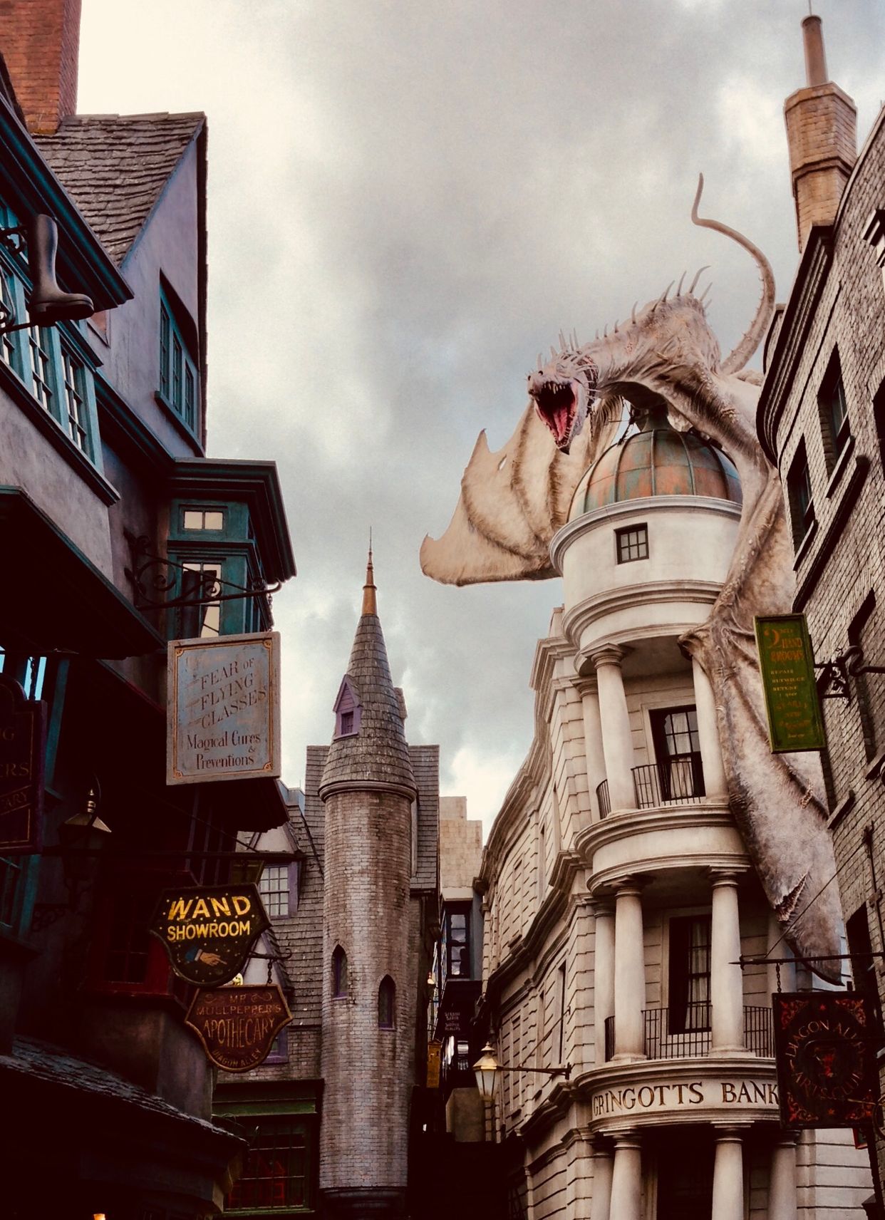 Diagon Alley - Wizarding World of Harry Potter