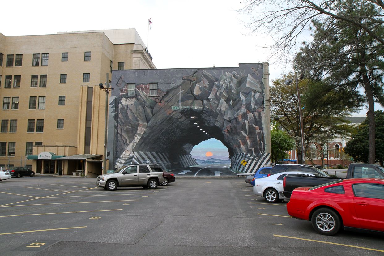 Tunnel Mural
