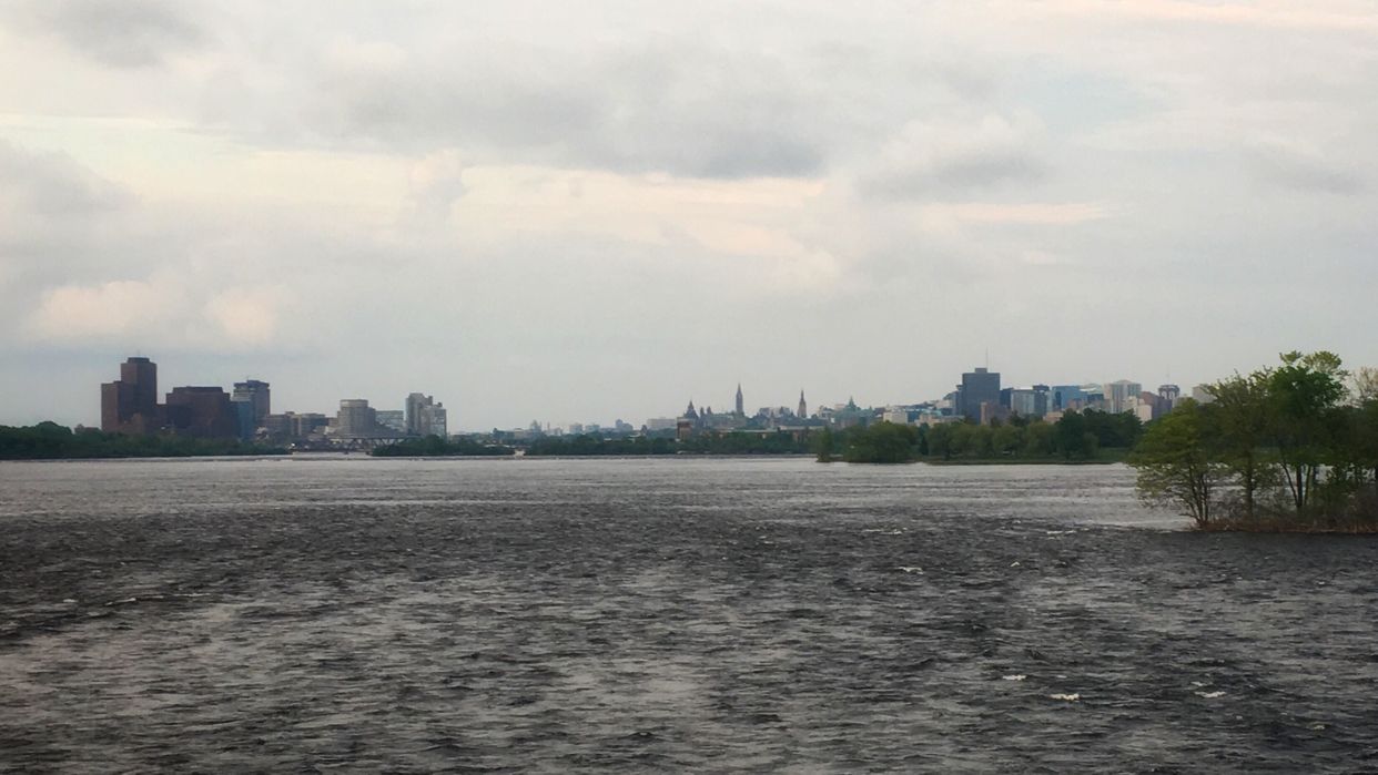 Island Park Dr Bridge Viewpoint