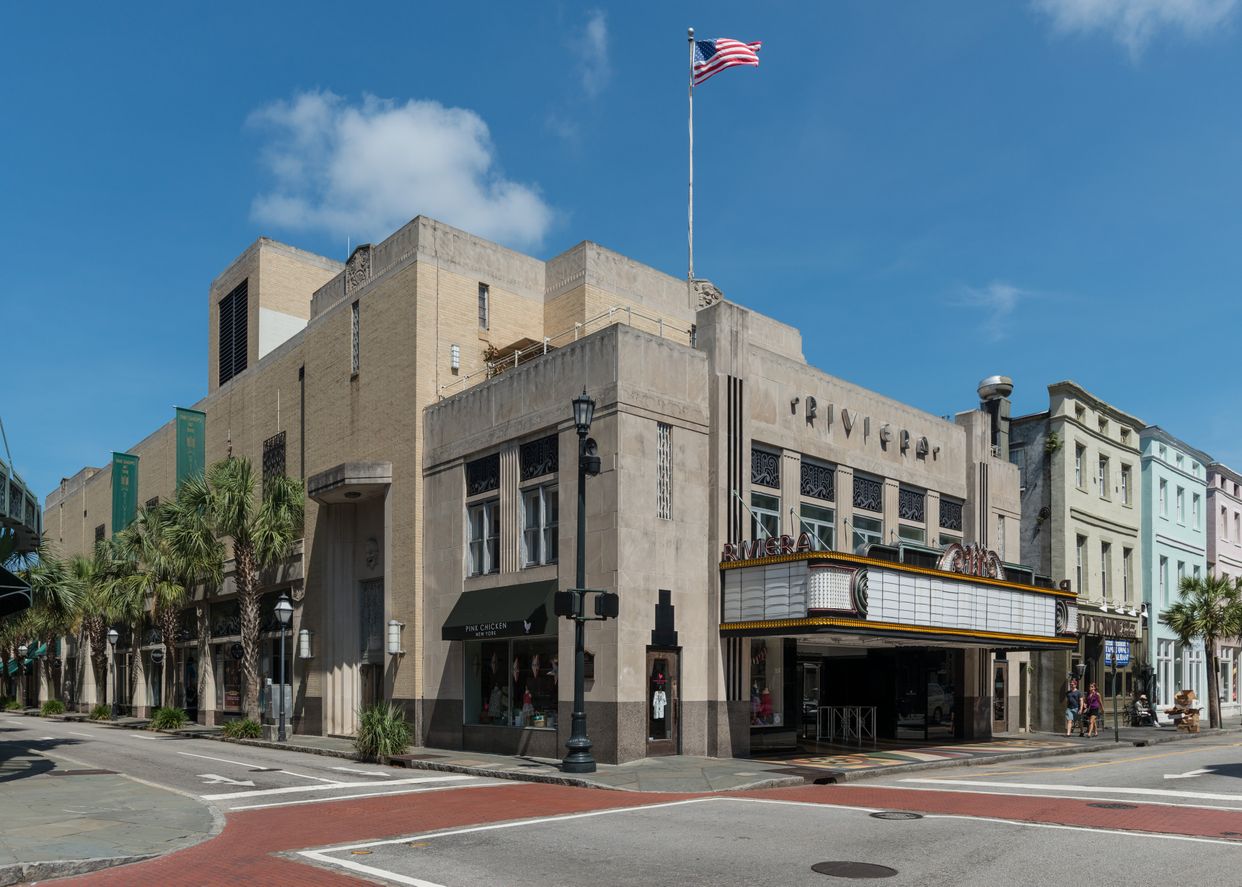 Riviera Theatre
