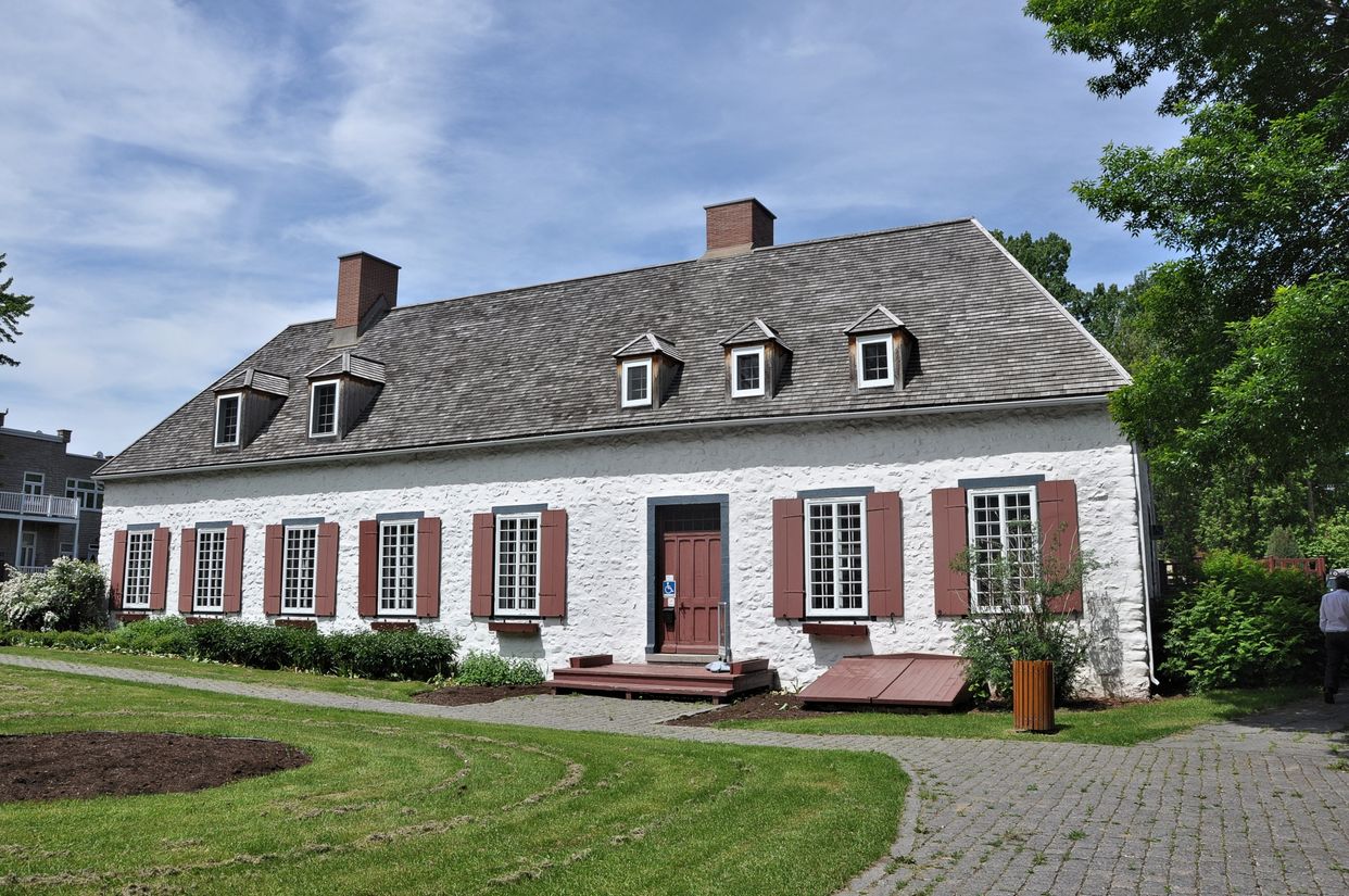 Niverville Manor