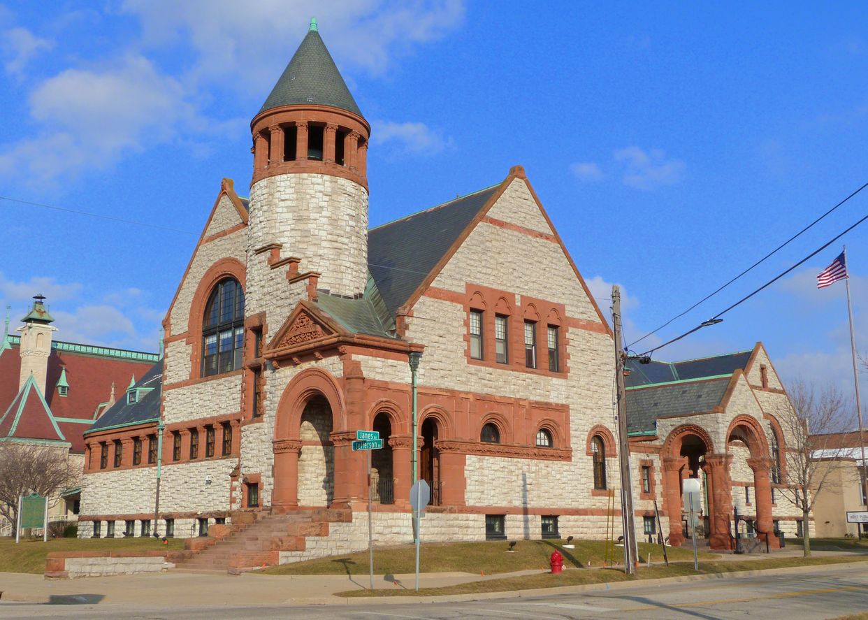 Hoyt Library