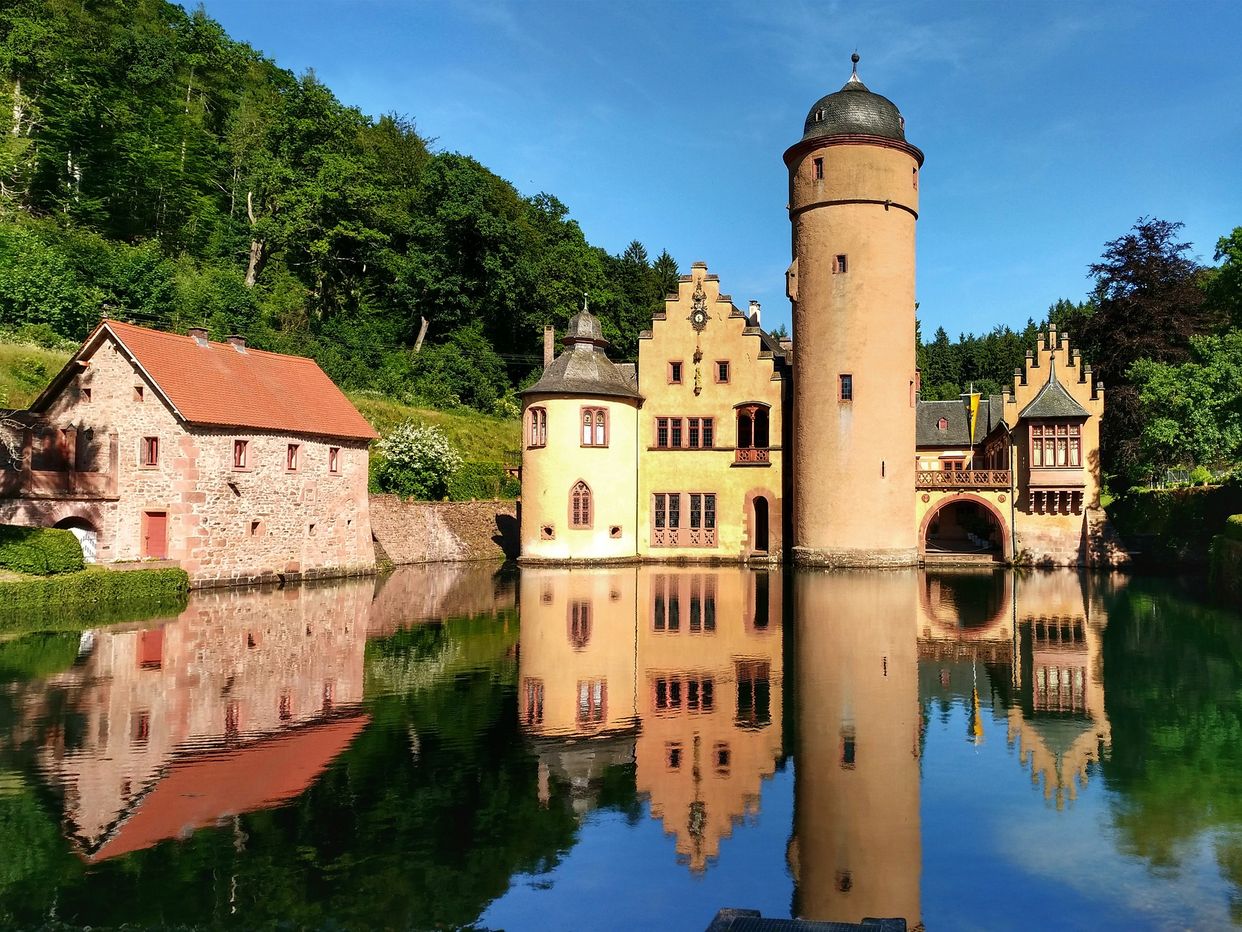Schloss Mespelbrunn