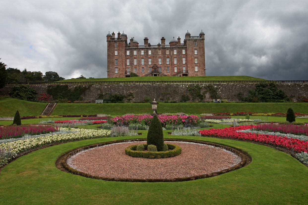 Drumlanrig Castle & Gardens