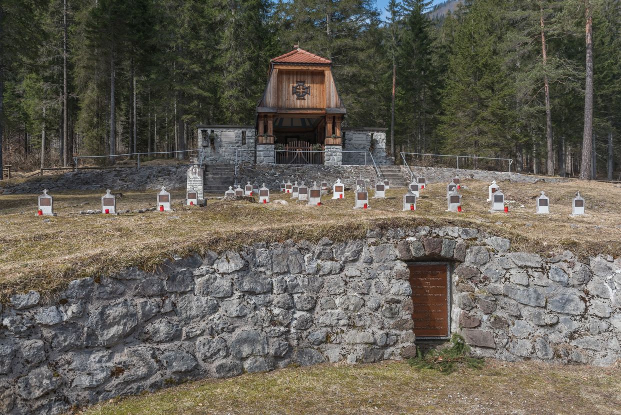 Cemetery of Valbruna
