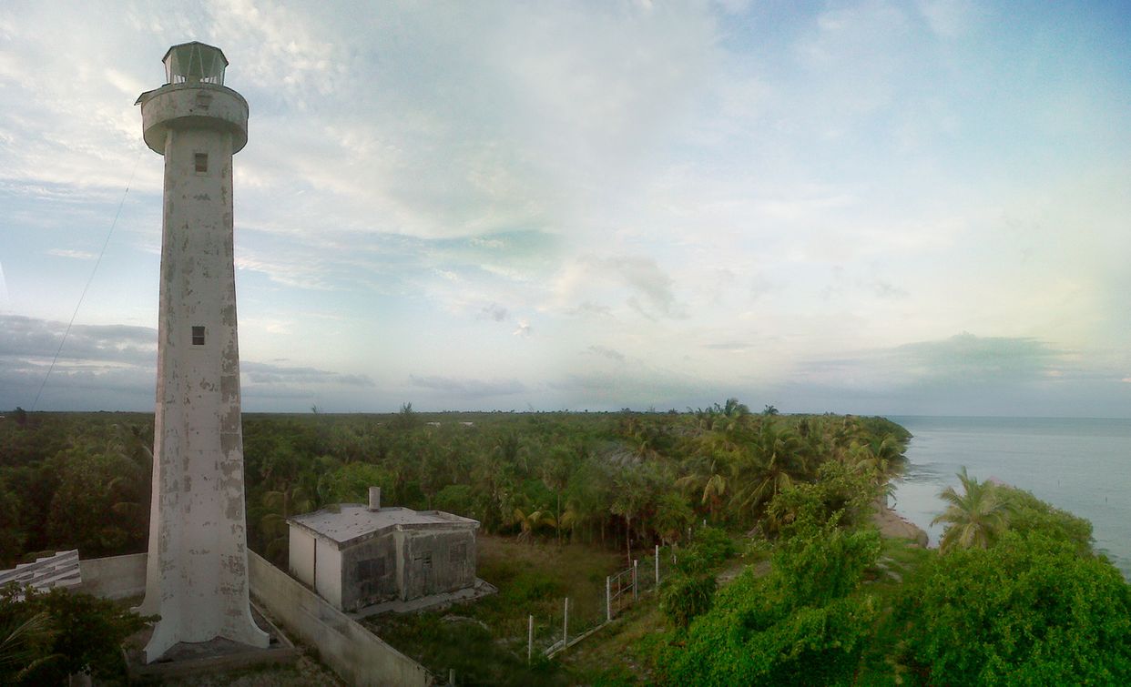 Faro de Punta Allen
