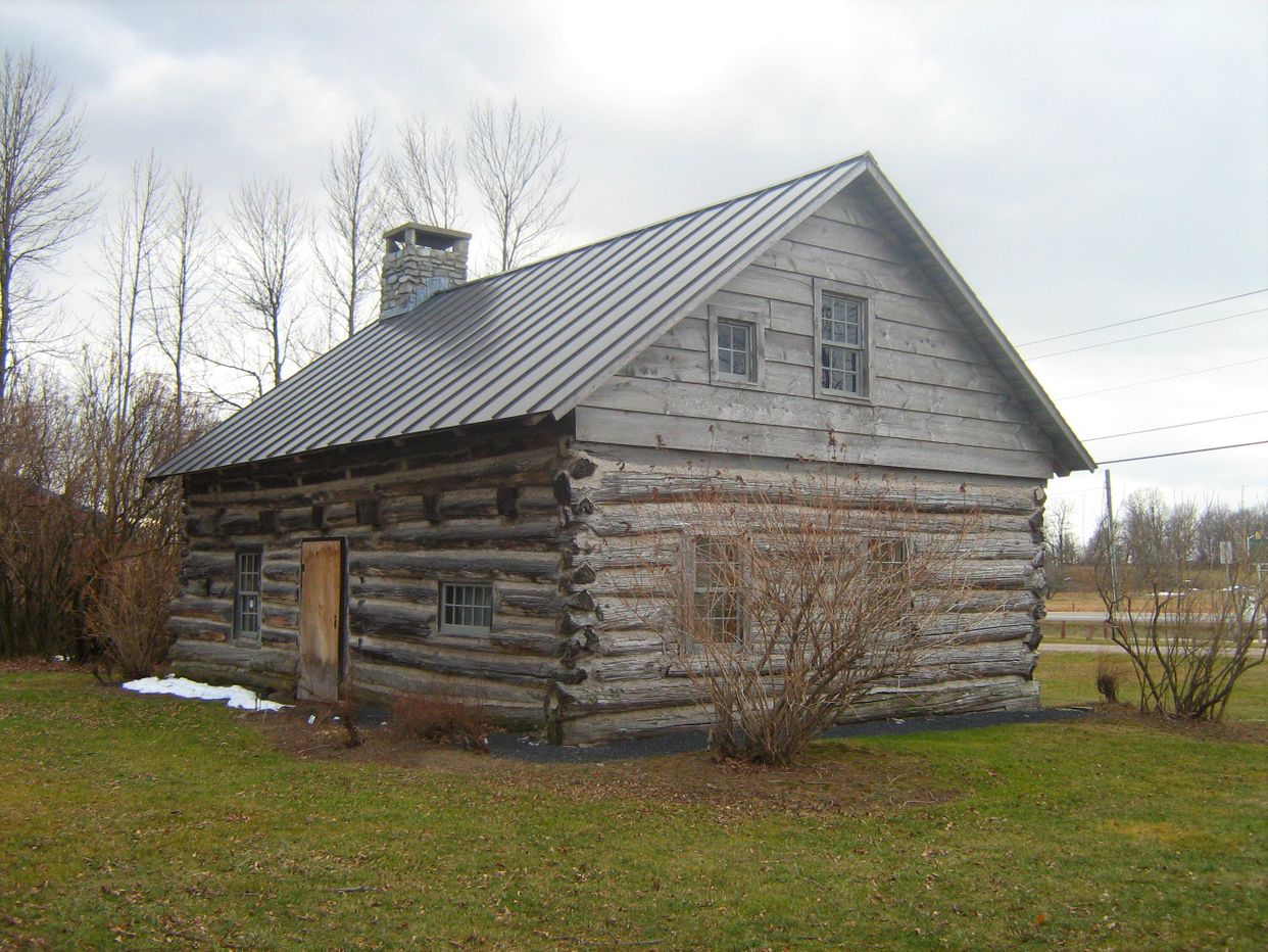 Hyde Log Cabin 